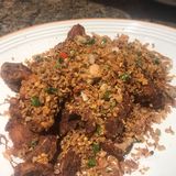 肉非常少，三杯鸡口味不错