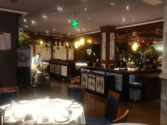 -八府香鸭·啫啫煲(华山路店)