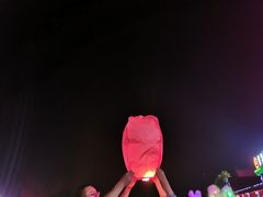 -百里峡七彩艺术小镇