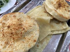 芝麻饼-教师之家赵家羊汤馆(东青龙街店)