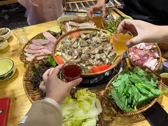 -阿婆情腊排骨火锅(金虹路店)