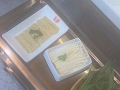 -七欣天香辣蟹火锅(闵行浦江欢乐颂店)