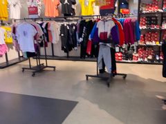 -法雅体育工厂店(皂君庙路店)