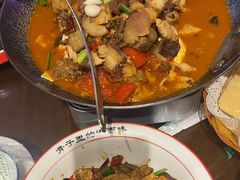 -富正毅三下锅·湘西韵味(天门山索道店)