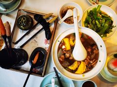 -江城小馆陕南妈妈菜·全球旅行餐厅(钟楼店)