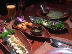 大理风味葱椒鸡-花马天堂云南餐厅 Lost Heaven(外滩店)