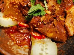 夫妻肺片-老牌坊云南鱼豆花火锅(爱建店)