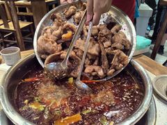 -肖肖酸萝卜鱼火锅(总店)