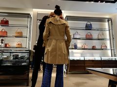 -BURBERRY(上海港汇恒隆广场店)