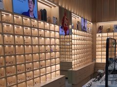 -一代眼镜·蔡司配镜(浦东大拇指广场店)