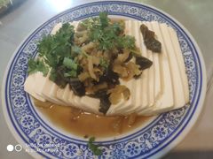 -云河农家乐饭店(福禄缘树山店)