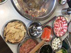 -憨铁匠老火锅(龙岗万科里店)