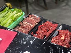 -牛一煲美食(江高店)