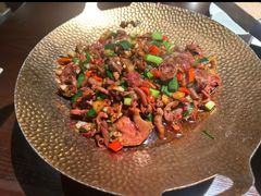 -湖南人家湘菜馆(镇江路店)