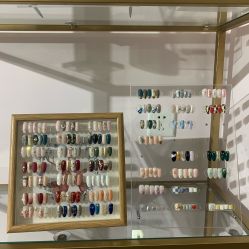 -Yolee雅妮容颜定制美睫·美甲