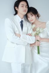点击看大图 唯美浪漫-挪娅婚纱摄影皇家会所