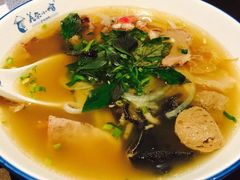 -美奈小馆·越南料理(中航城君尚购物中心店)