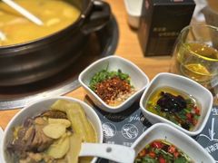 -一朵菌·野生菌探索家火锅(南亚店)