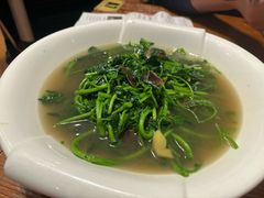 -凤阁楼果木烧鹅(鹤山陈山店)