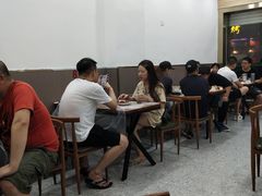 -蓝精灵饺子店