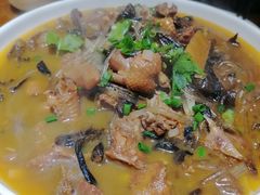 小鸡炖蘑菇-李老哈·东北菜(宋园路店)