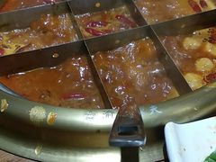 -渝都辣夫重庆老火锅(华新店)