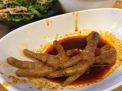 -二孃鸡爪爪(东风路总店)
