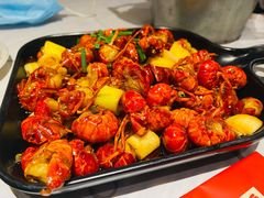 全味虾球-巴厘龙虾·榜首油焖大虾(音乐学院·沿江酒馆店)