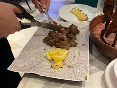 馕坑架子肉-阿里疆Alijiang·丝路美食·异域风情·清真(长楹天街店)