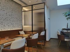 -Line 咖啡(石厦花园店)