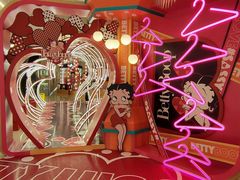 -梅龙镇广场