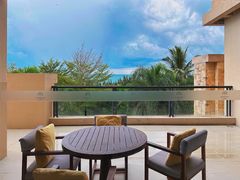 -海南清水湾莱佛士酒店