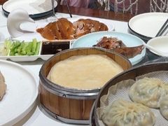 -梅利汴京烤鸭•开封豫菜地标店(东司门店)