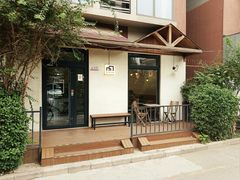 -Cafe Villa