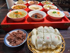 -蓝田九大碗民俗食府(蓝田店)