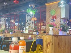-嗨内嗨外自助火锅餐厅体验馆