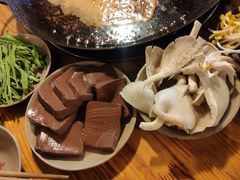 -岗上渣渣老火锅(两路口店)