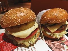 -The Habit Burger Grill 哈比特汉堡(复兴soho店)