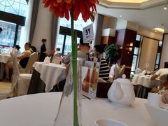 -万龙洲海鲜(大兴绿地缤纷城店)