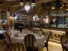 大堂-火车头法国西餐厅