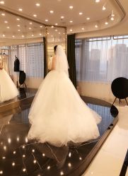 -拉瑞娜LaReine婚纱礼服高级定制