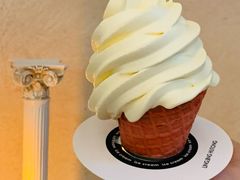 香草大溪地冰淇淋-玲婧胡同·生日蛋糕·餐厅(嘉里城店)