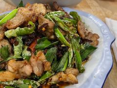 蒜苗回锅肉-华南理工大学-学2食堂