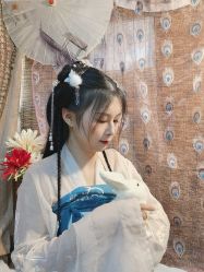 -汉仪华裳汉服馆(打浦桥店)