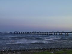 -上海滴水湖皇冠假日酒店