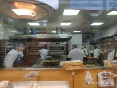 -鲍师傅糕点(江苏路店)