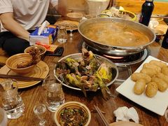 -亮欢寨酸汤鱼(沙冲路店)