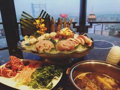 -金陵饭店 56F 家·海鲜火锅餐厅