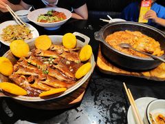 -五谷丰登农家院·地道胶东菜·海鲜烧烤(威海店)