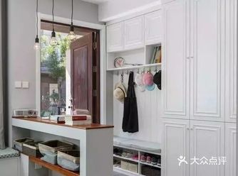 210㎡复式楼，头一次见装修留下水泥面的，太接地气了！